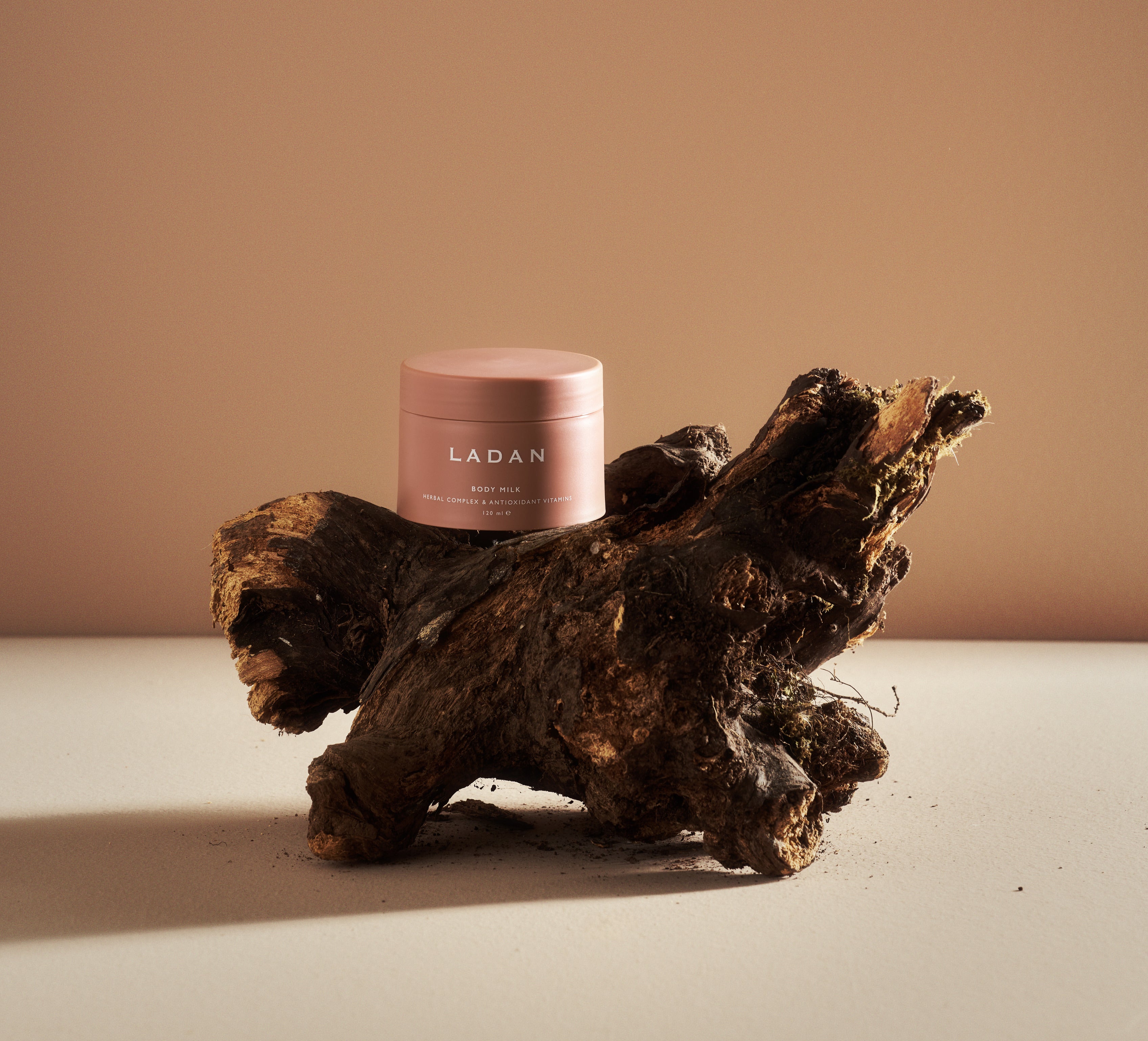 The Historical Journey of Women's Skincare and Aromatherapy: Modern Practices with Ladan Wellness