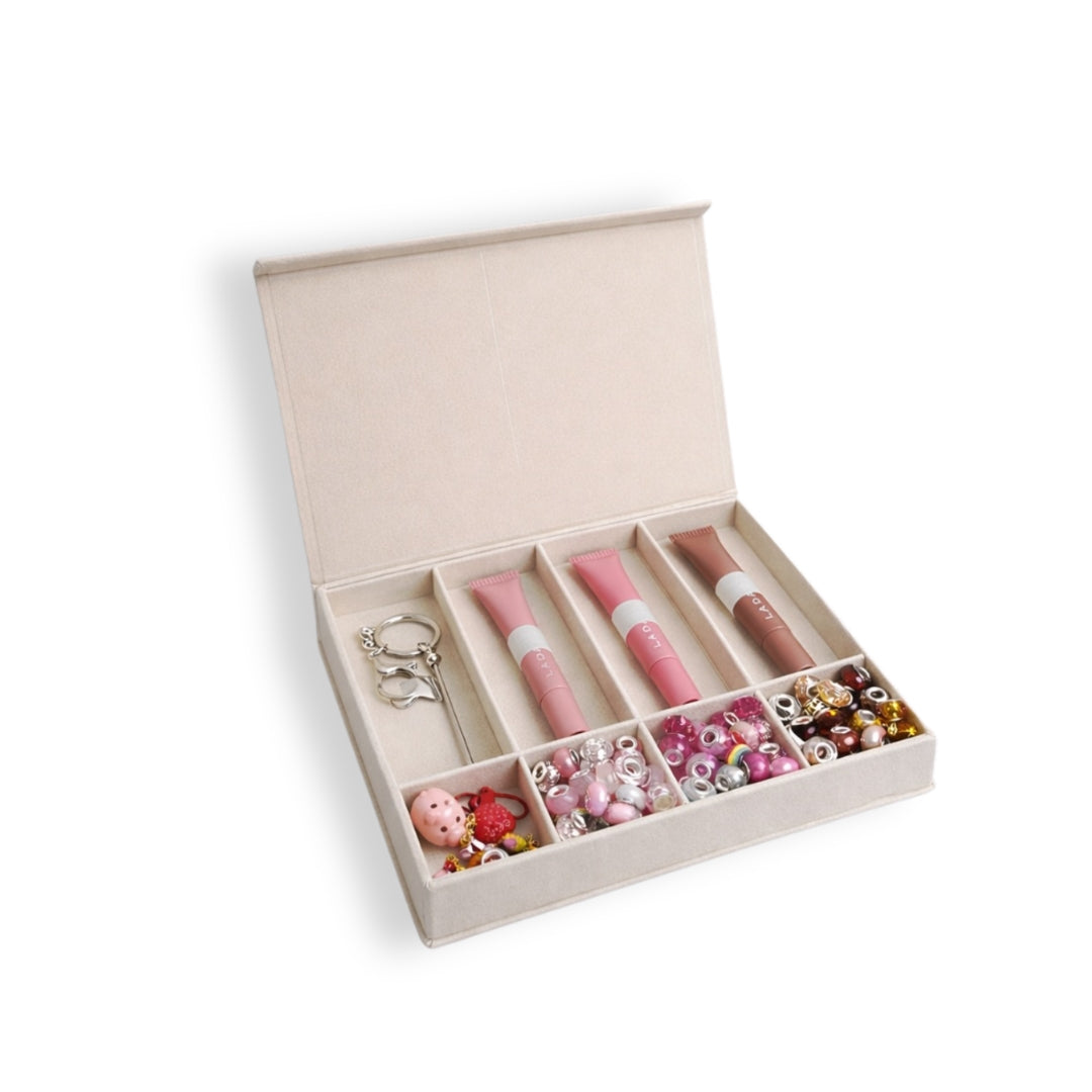 KENDİ GLOSS CHARM ANAHTARLIĞINI YARAT & TAKI KUTUSU