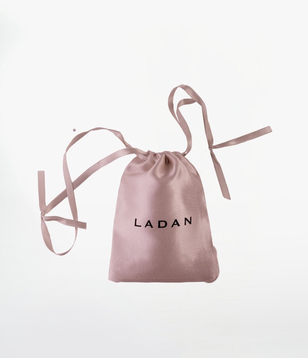 PEMBE KUVARS KRISTAL KELEBEK GUA SHA
