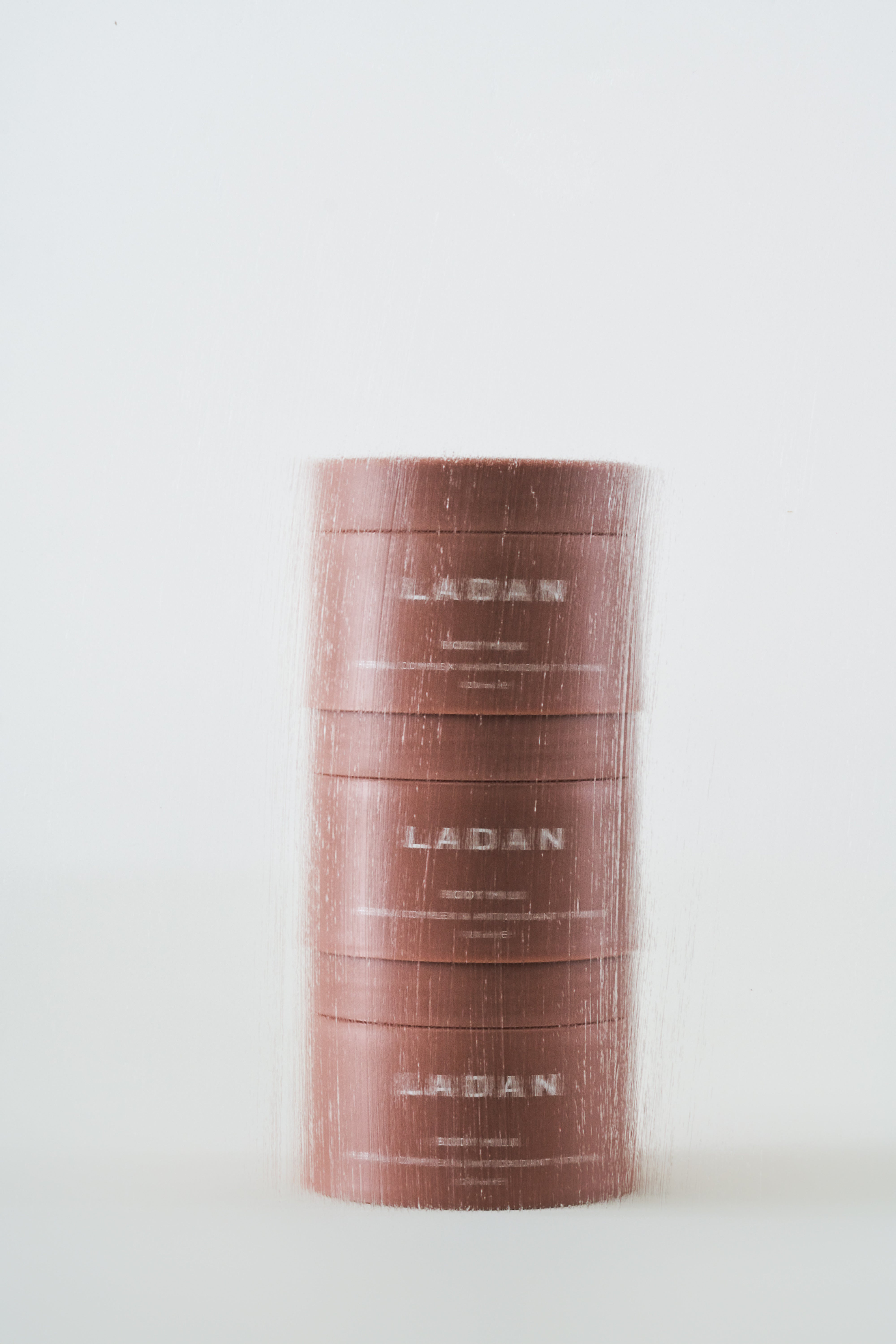 Nemlendirici ve Besleyici Vücut Sütü