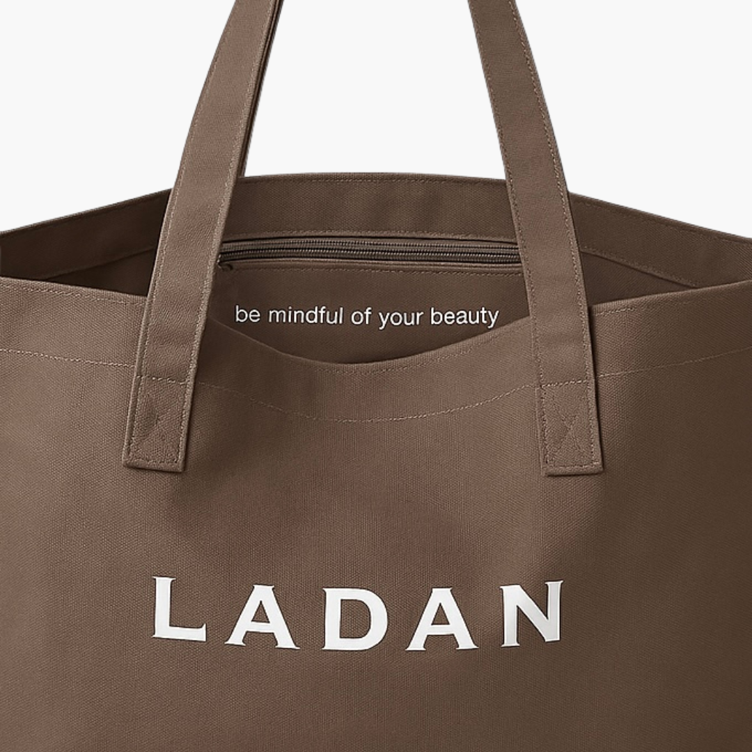 OVERSIZED EVERYTHING TOTE