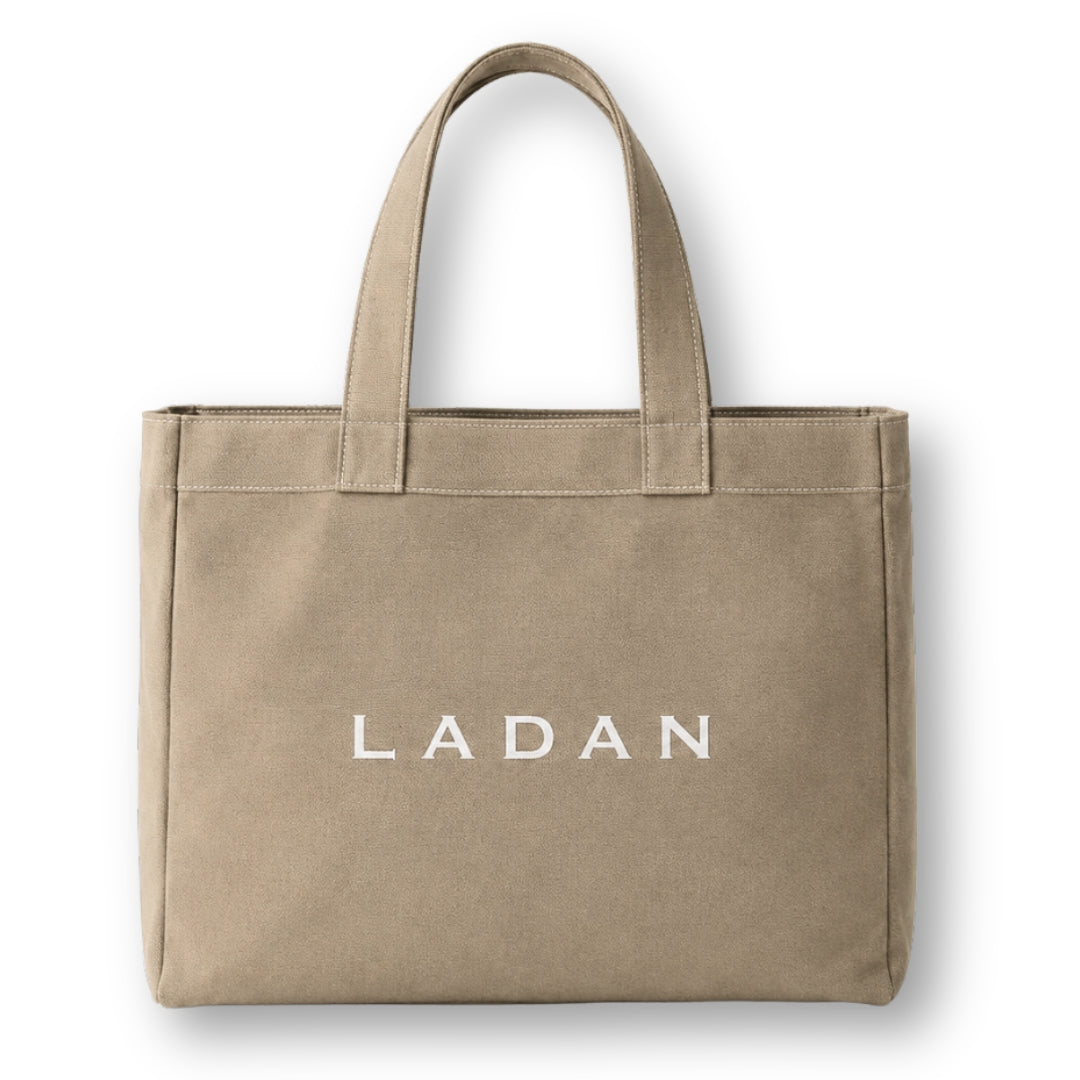 OVERSIZED EVERYTHING TOTE